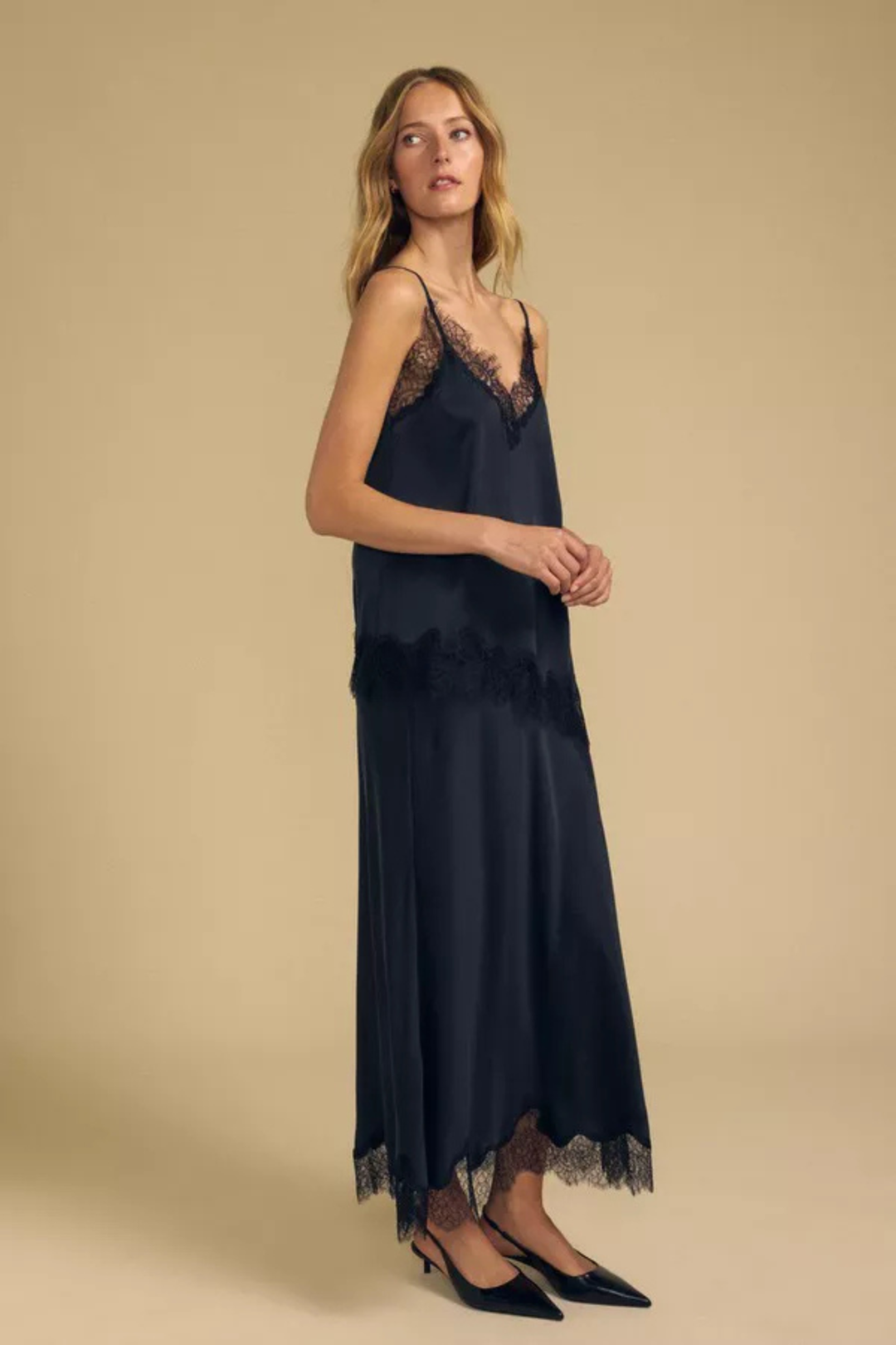 KRISTIN MIDI SKIRT (BLACK)