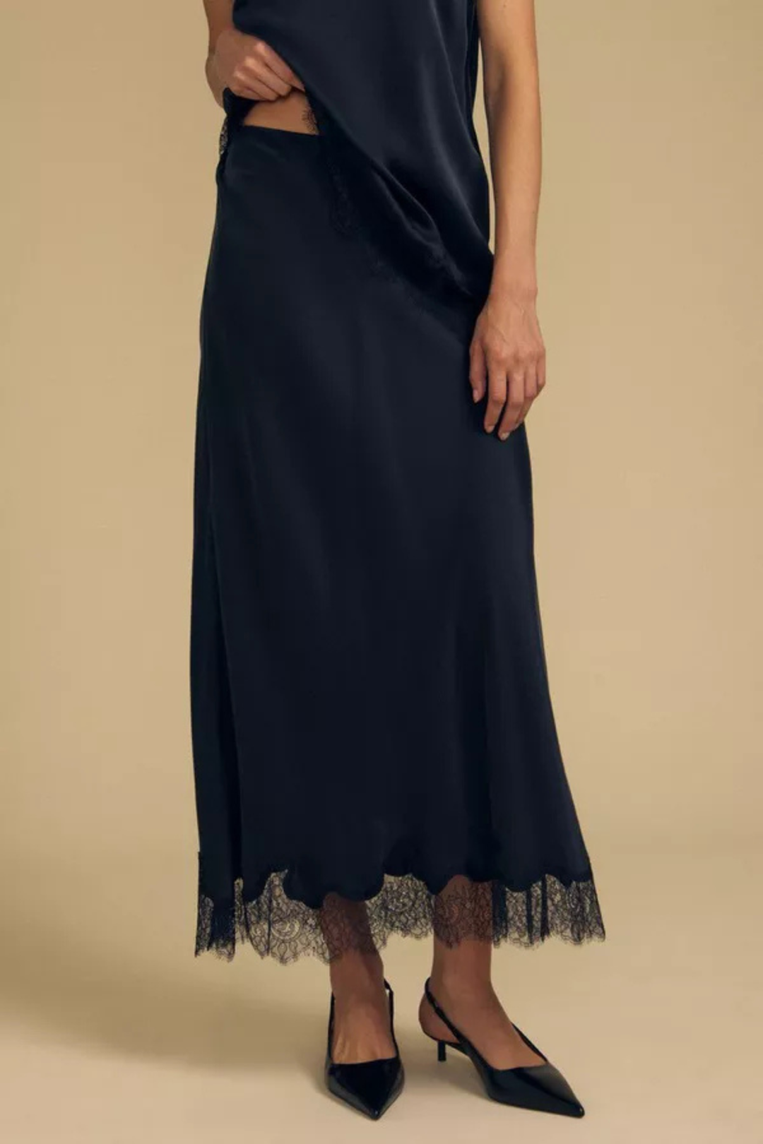KRISTIN MIDI SKIRT (BLACK)