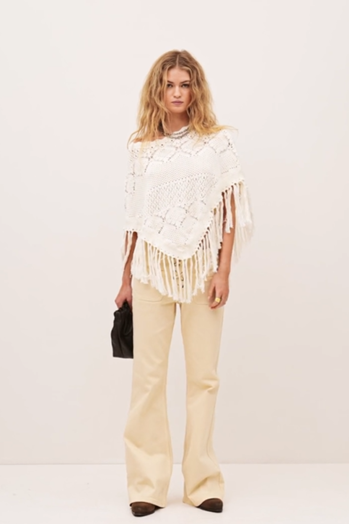 Sandy Poncho (Ecru)