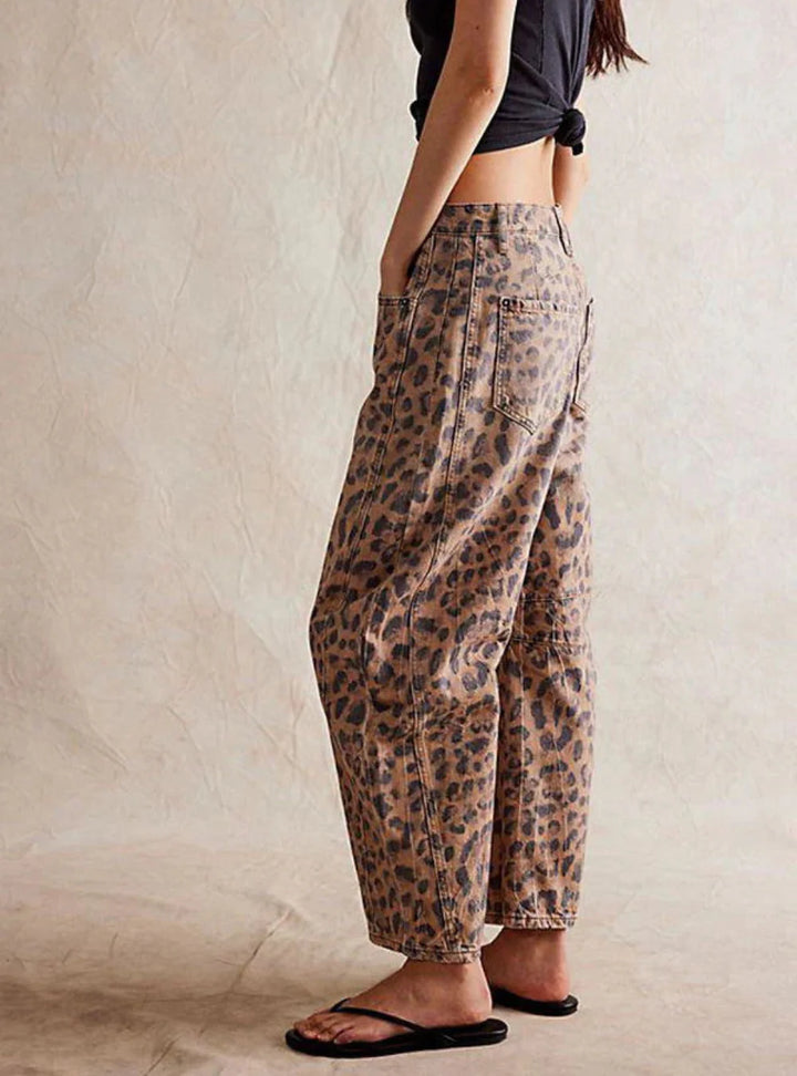 Good Luck Mid-Rise Barrel Jean (Brown Sugar)