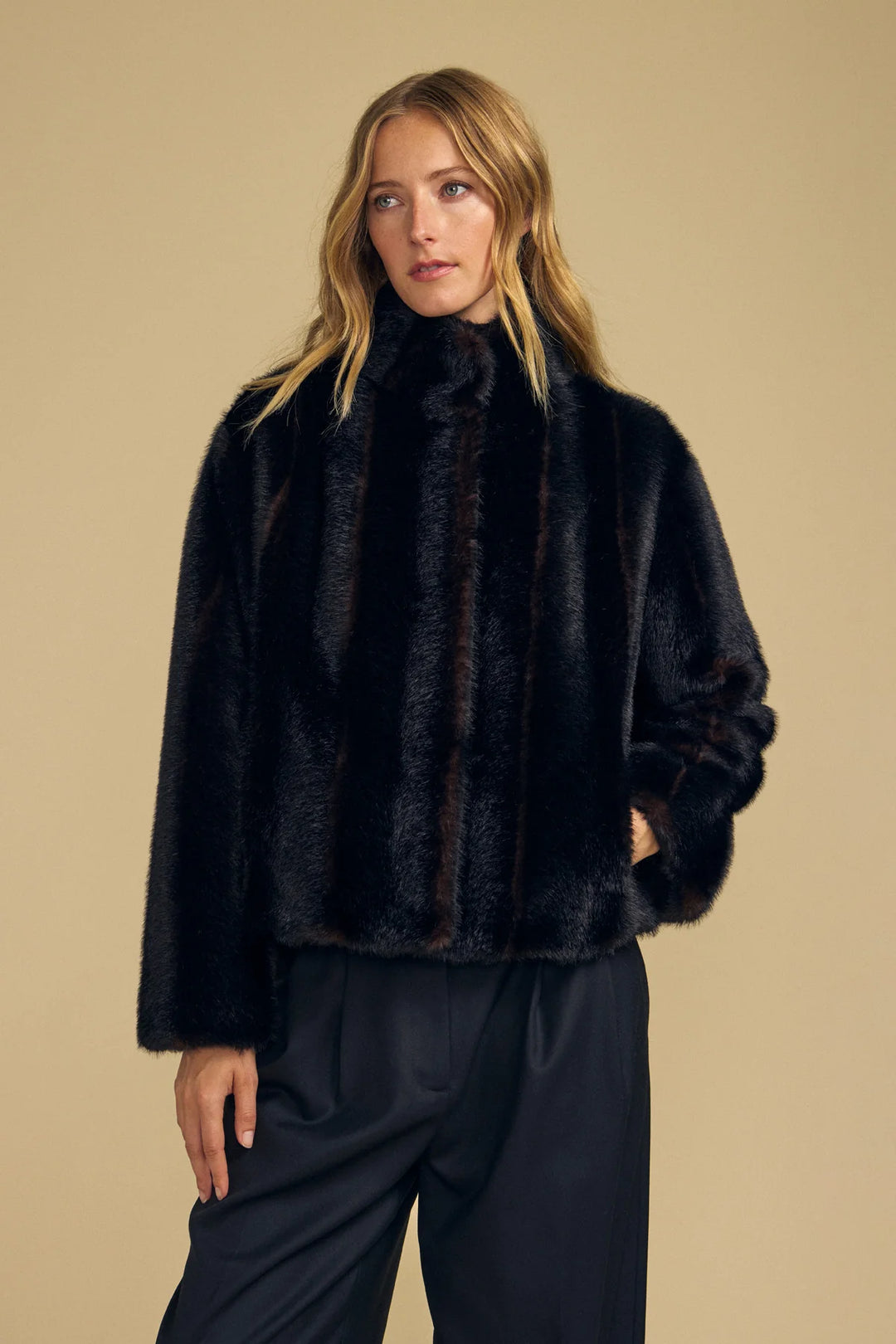 Sheena Jacket (Mahogany)