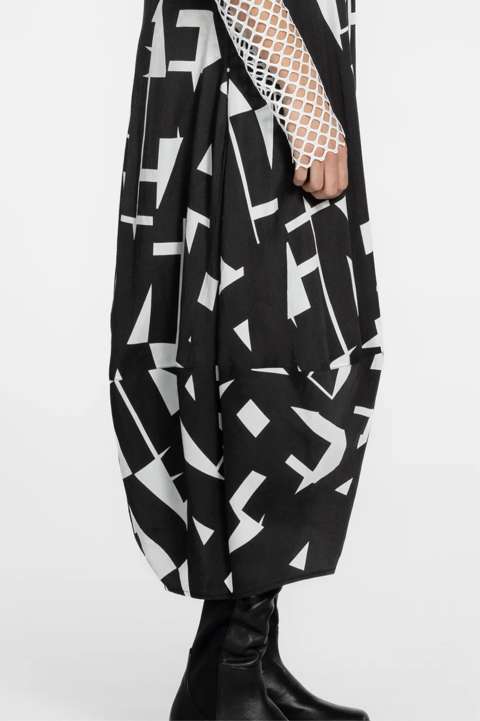 Perspective Dress (Print Black)