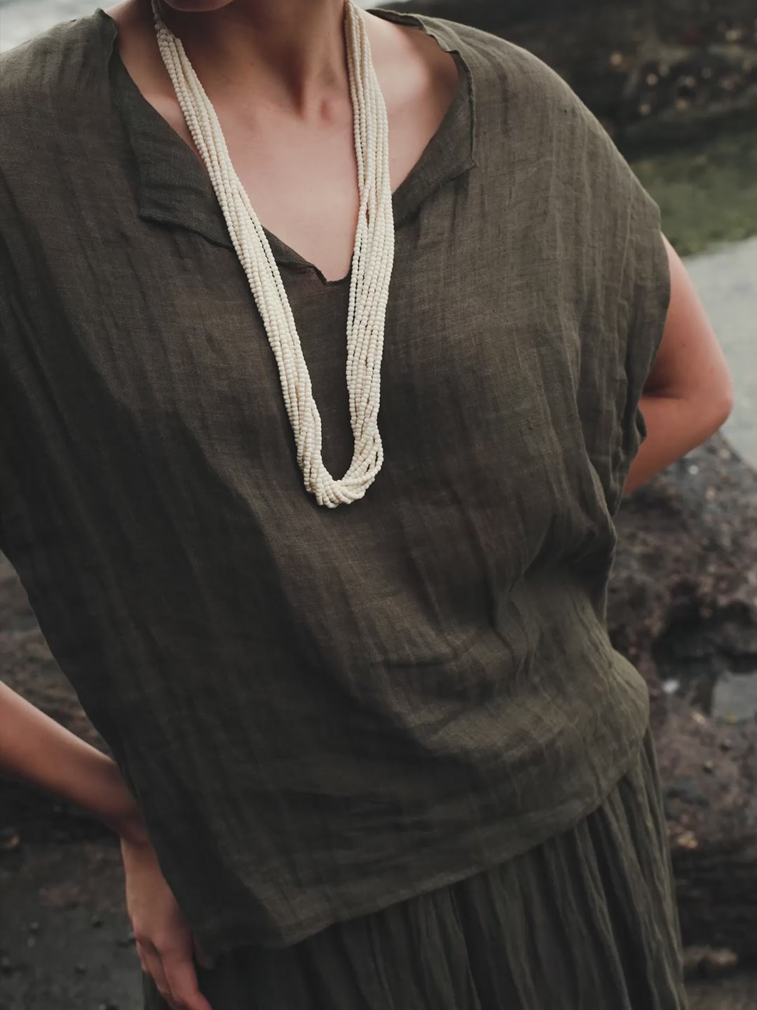 Palmer Linen Top (Khaki)
