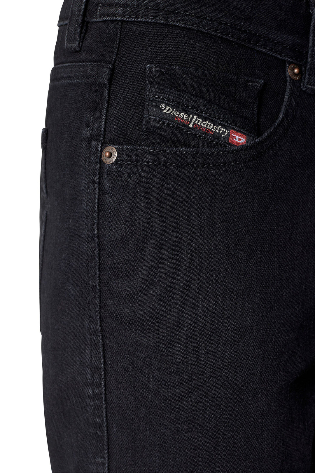 2004 L.32 Jeans (Black)