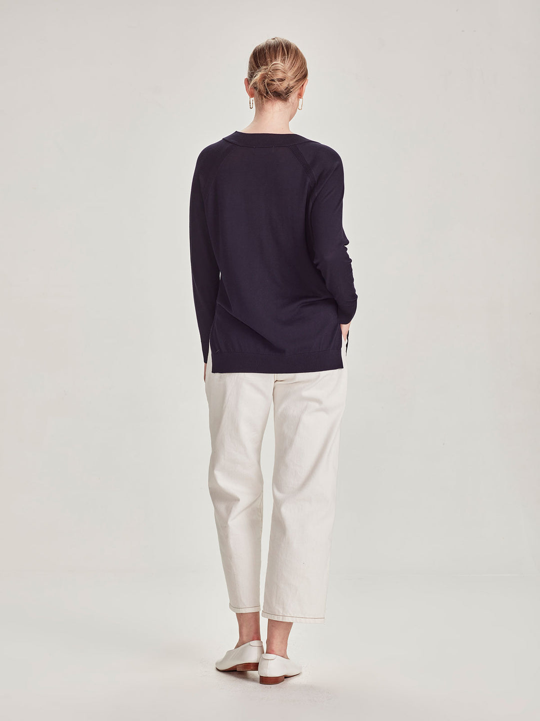 Madison V Neck Sweater (French Navy)