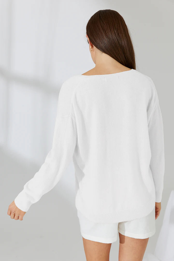 Audrey Vee (Ivory)