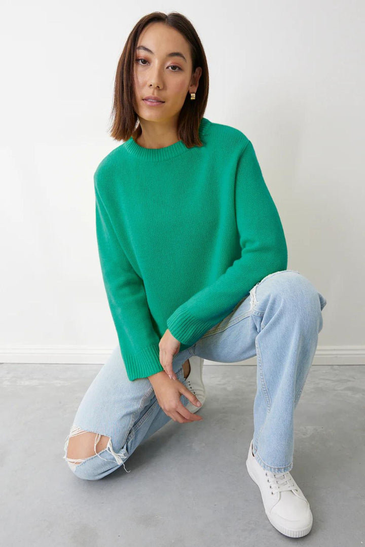 Clare Crew (Emerald)