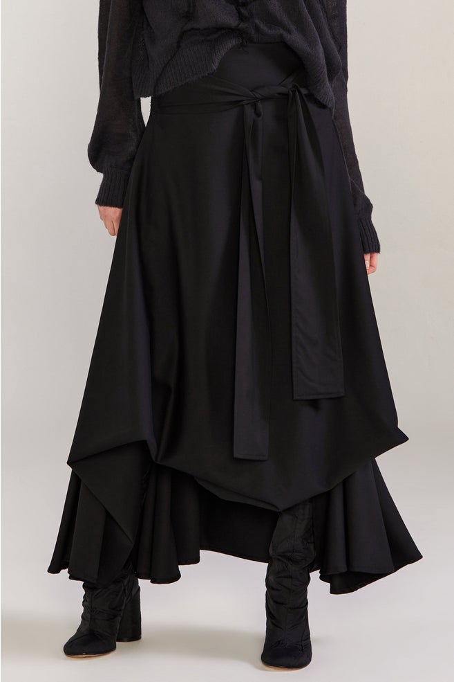 Ovoid Skirt (Black)