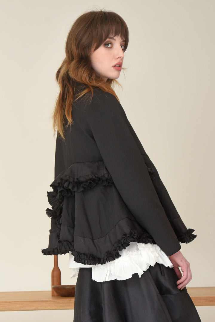 BUSTLE AND FLOW Jacket (BLACK)