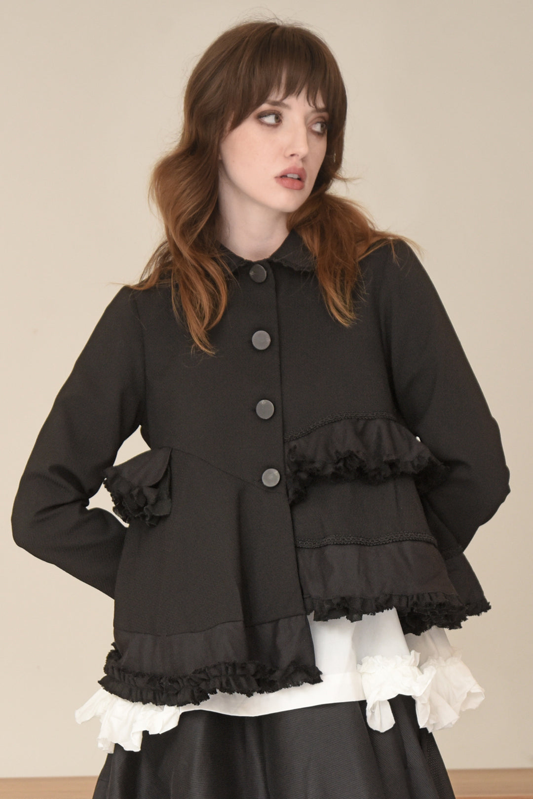 BUSTLE AND FLOW Jacket (BLACK)
