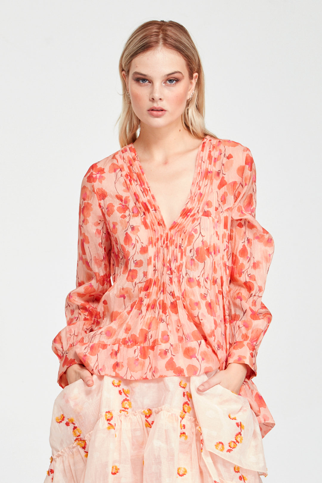 TUCK SHOP Top (Peach Floral)